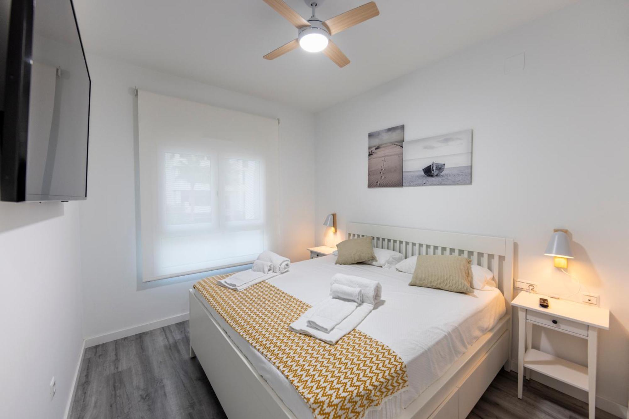 Homity Holidays - Playa Granada - Marina Golf Motril Exteriör bild